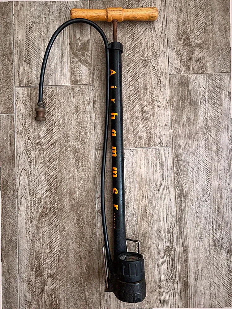 VINTAGE AIR HAMMER CLASSIC TOPEAK BICYCLE PUMP-CAST IRON BASE WOODEN HANDLE